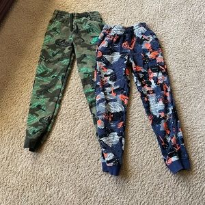 Set of 2 Nike boys sweatpants GUC size L